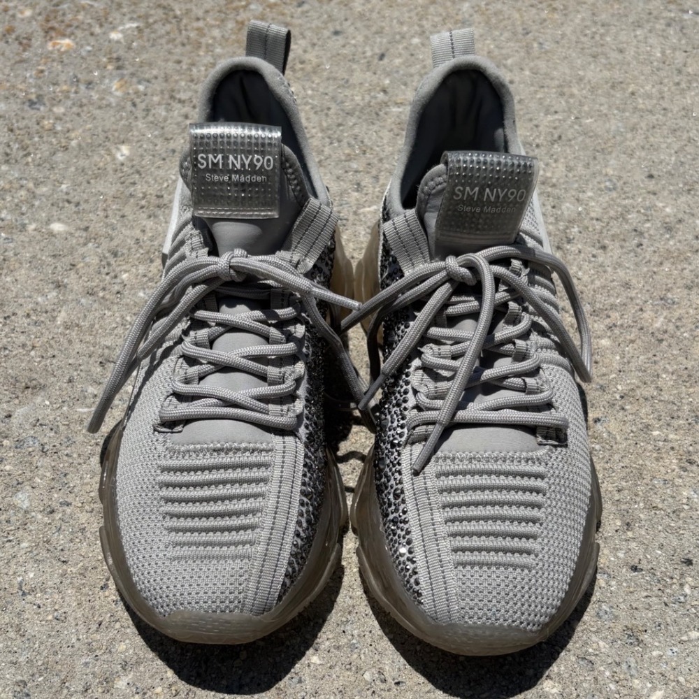 Steve Madden Maxima Grey Rhinestone Chunky Platform Sneakers MAX108S1 Womens 8.5